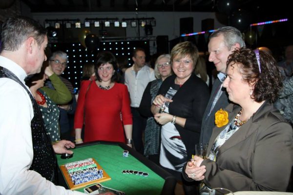 CasinoMagic on the Move -Louis Baerts met publiek 2 Casino magic met Goochelaar