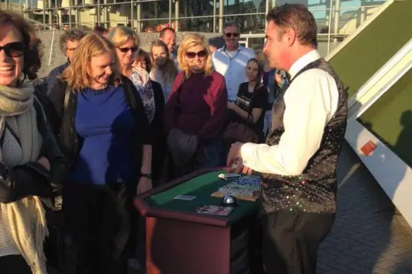 Louis Baerts - CasinoMagic - crowdcontrol Louis Baerts - CasinoMagic - crowdcontrol