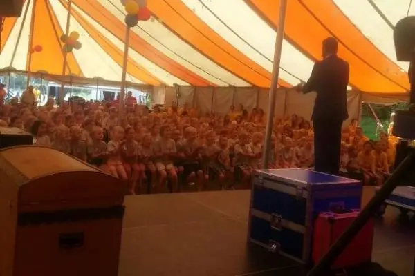 Louis Baerts - BalloonMagic - show 2 Louis Baerts - BalloonMagic - show 2