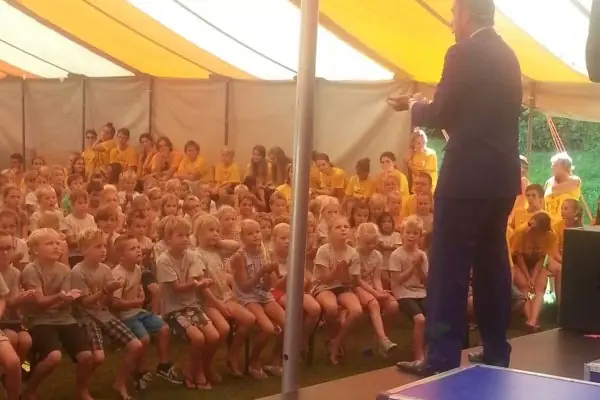 Louis Baerts -BalloonMagic show 3 Louis Baerts -BalloonMagic show 3