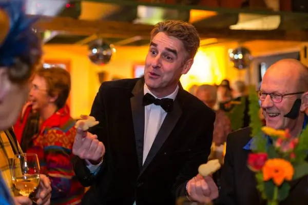 Louis Baerts - Close up magic 1 Louis Baerts - Close up magic 1