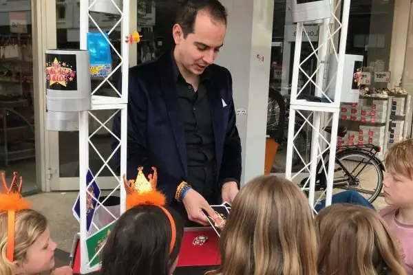 Louis Baerts - Gameshow-4-Kids on the Move 4 Louis Baerts - Gameshow-4-Kids on the Move 4