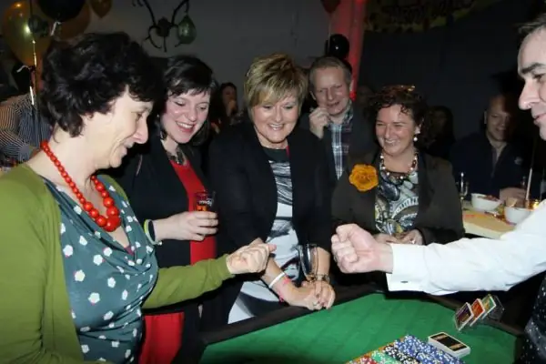 CasinoMagic on the Move -Louis Baerts met publiek 1 Casino magic met gasten