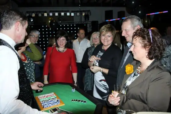 CasinoMagic on the Move -Louis Baerts met publiek 2 Casino magic met Goochelaar