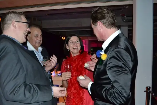 Louis Baerts - Close up magic lachen 2 Louis Baerts - Close up magic lachen 2